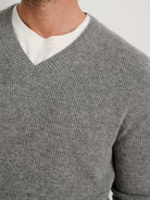 Alex Mill - V-Neck Sweater in Lightweight Cashmere in Heather Grey - City Workshop Men's Supply Co.