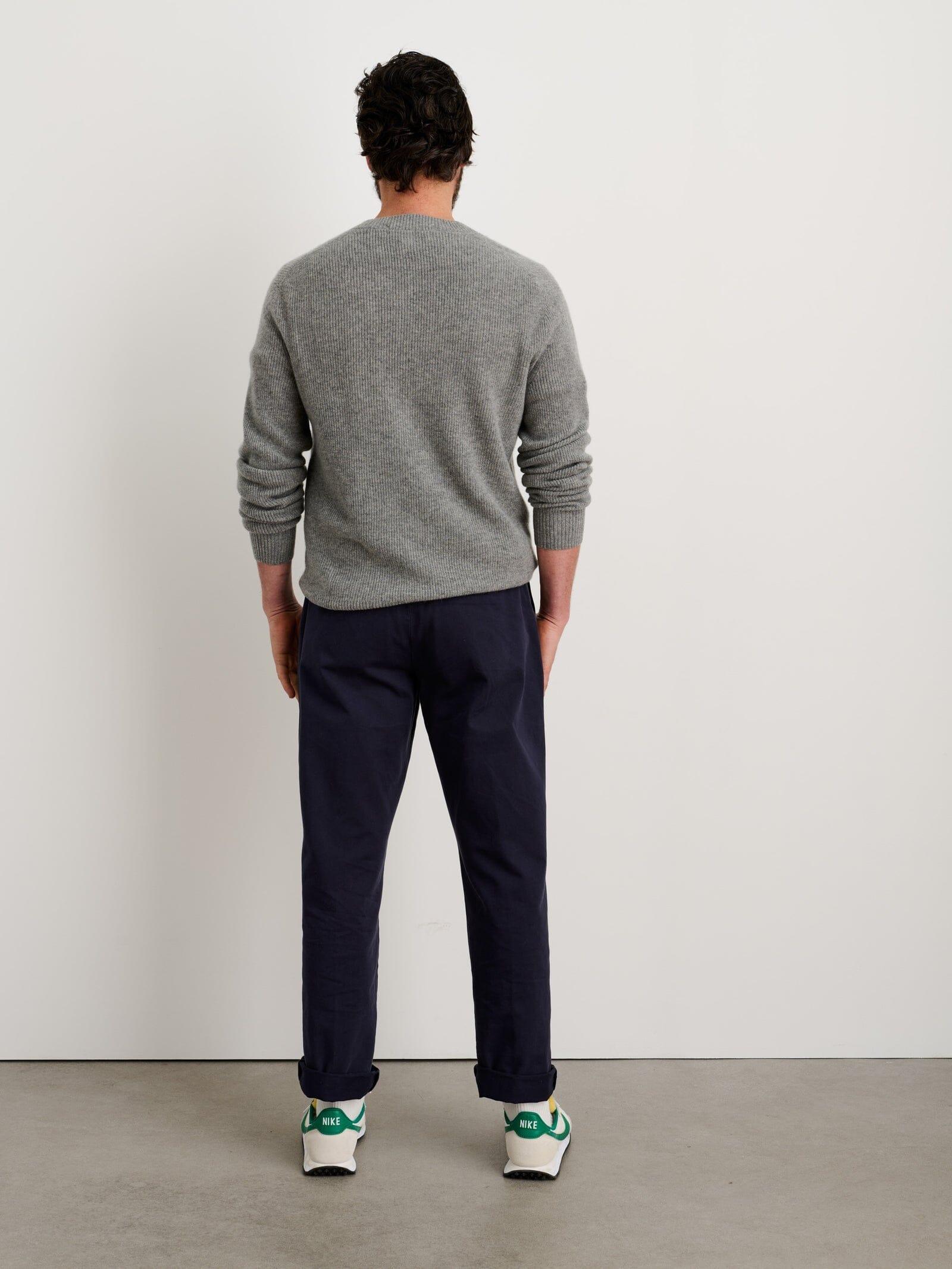 Alex Mill - V-Neck Sweater in Lightweight Cashmere in Heather Grey - City Workshop Men's Supply Co.