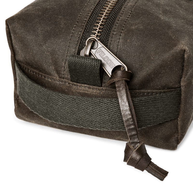 Filson - Tin Cloth Travel Kit in Otter Green