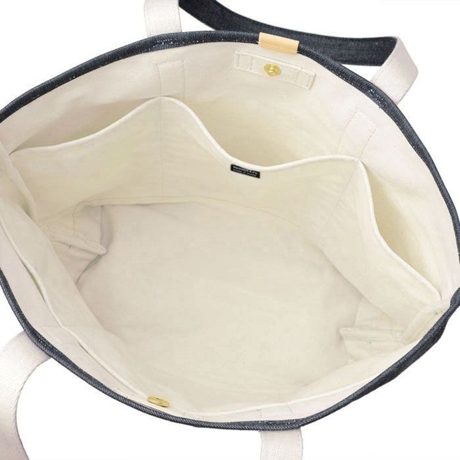 This is a(n) Base Tote M コヨーテ Base Tote M | This is a(n)