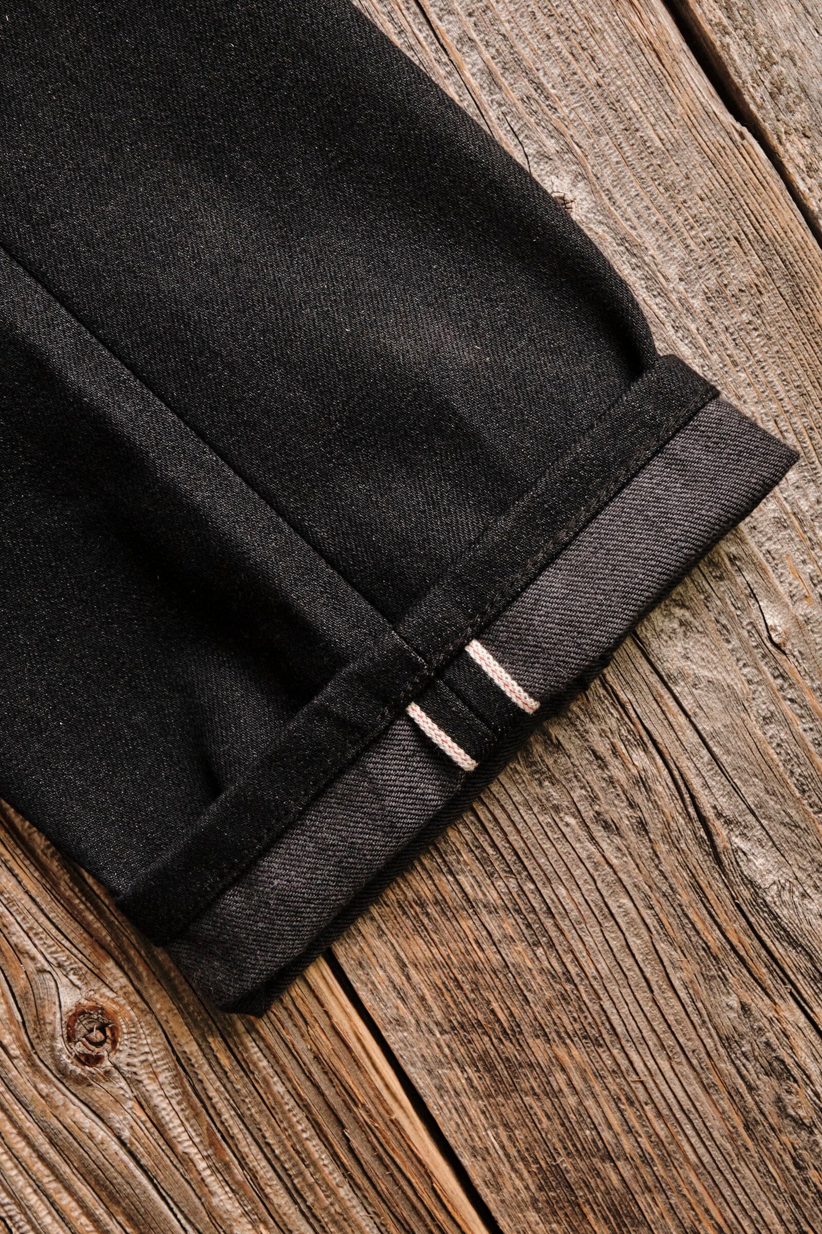 Freenote Cloth - Portola Taper Raw 14.25oz Black Grey Japanese